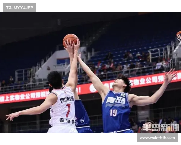 贾诚杨金蒙正式退役青岛男篮迎来新篇章落幕的时刻