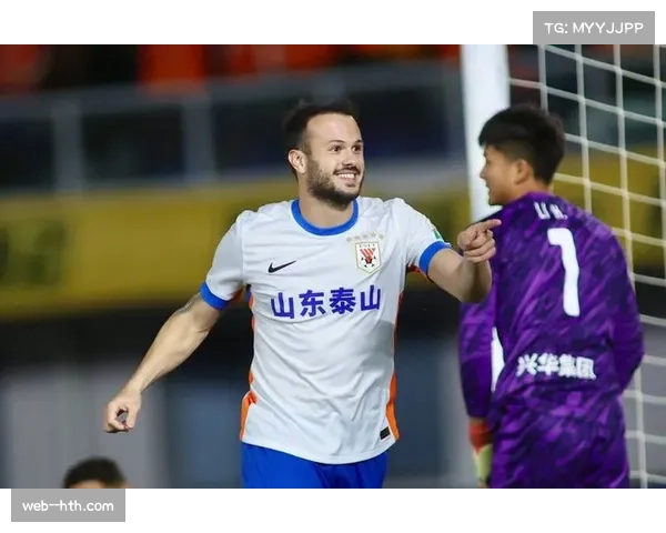 浙江泰山激战成平局 克雷桑点射救主卡扎失点成转折