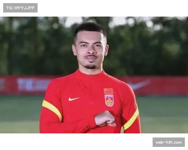 申花中场李可脚踝伤势恢复缓慢 后腰位置年轻球员或获机会 申花中场李可脚踝伤势恢复缓慢 后腰位置年轻球员或获机会