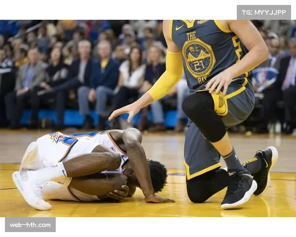 迪亚洛篮板拼抢积极性高涨 山西队二次进攻因前场篮板而增加 迪亚洛篮板拼抢积极性高涨 山西队二次进攻因前场篮板而增加